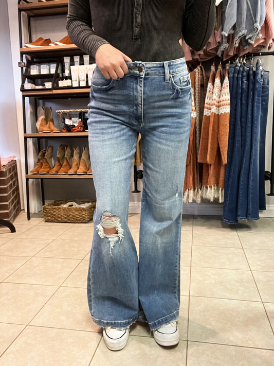 Petra153 Petite Distressed Super High-Rise Flare Jeans